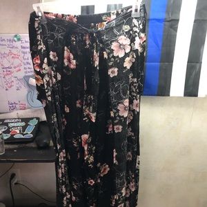 Duo Set black with multi colored flowers